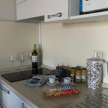 Regina Del Porto Apartment *
